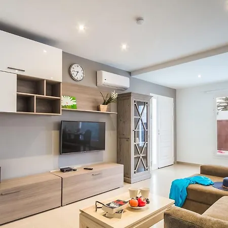 Villa Belgica Lanzarote By Villa Plus Villa Tias